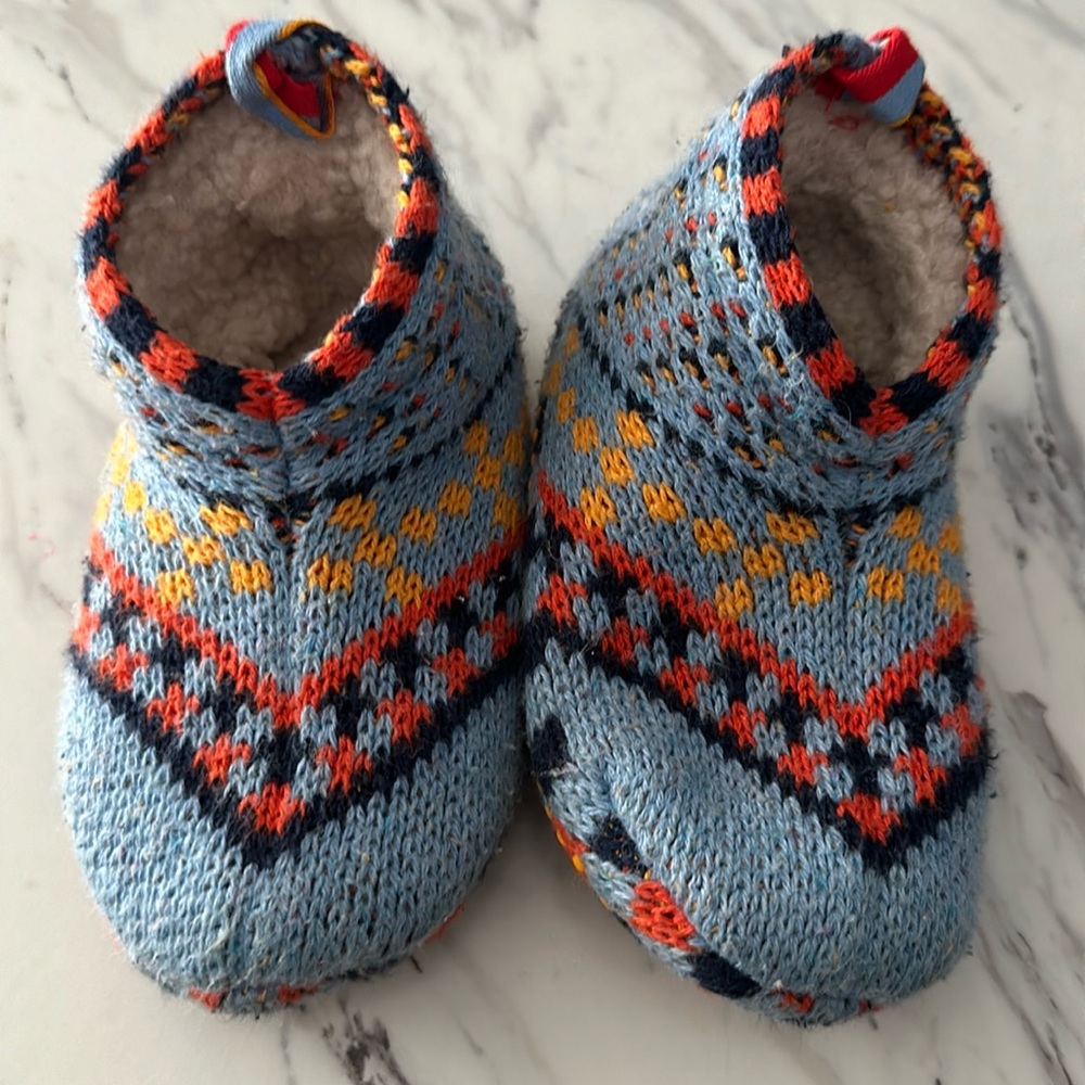 Bombas toddler slipper 5-7